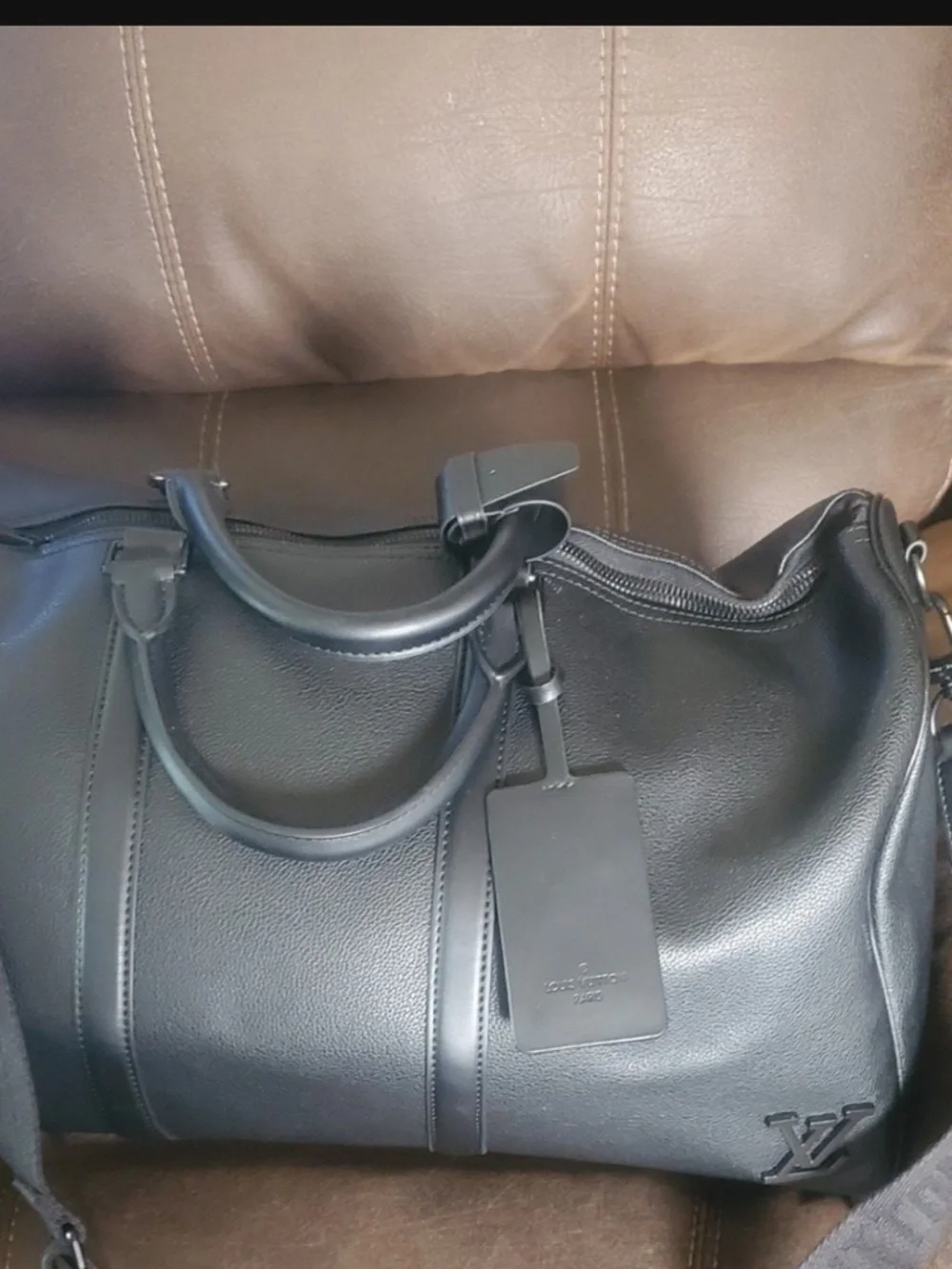 Louis Vuitton Black Leather Duffel with Detachable Logo Strap - Picture 5 of 6